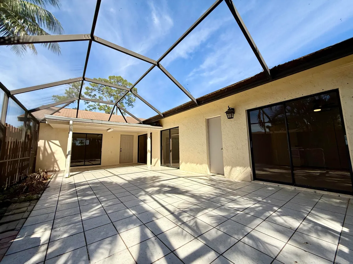 South Florida Real Estate | View 1160 Summit Place Circle, D | 3 Beds, 2 Baths