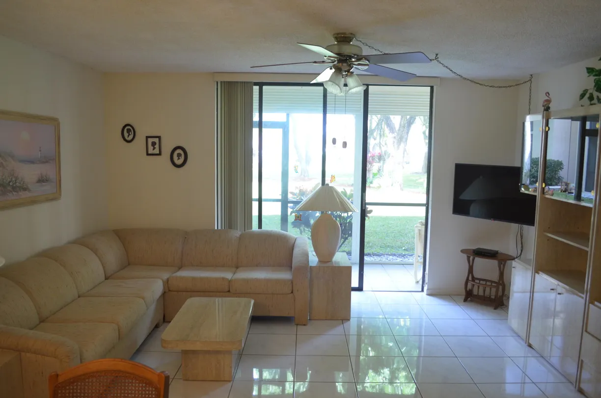South Florida Real Estate | View 5250 Las Verdes Circle, 105 | Listing