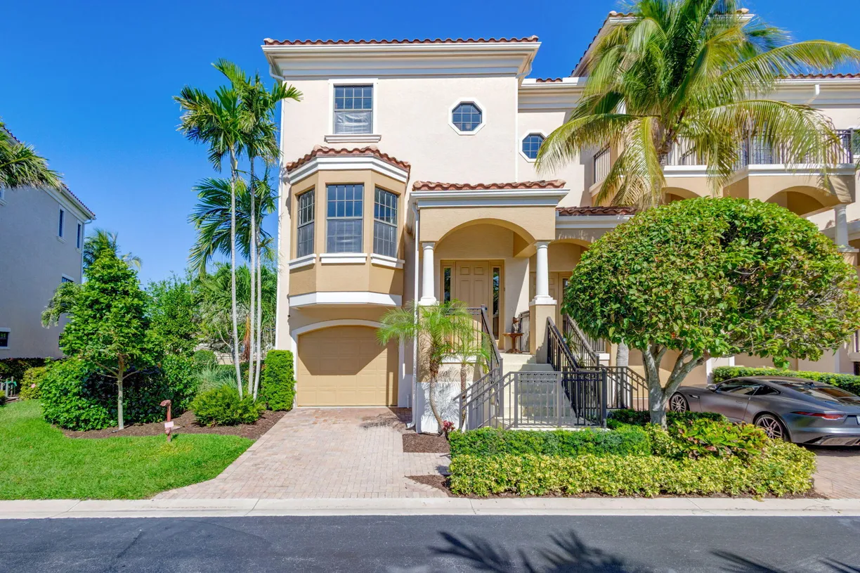 South Florida Real Estate | View 301 Del Sol Circle | 3 Beds, 3 Baths