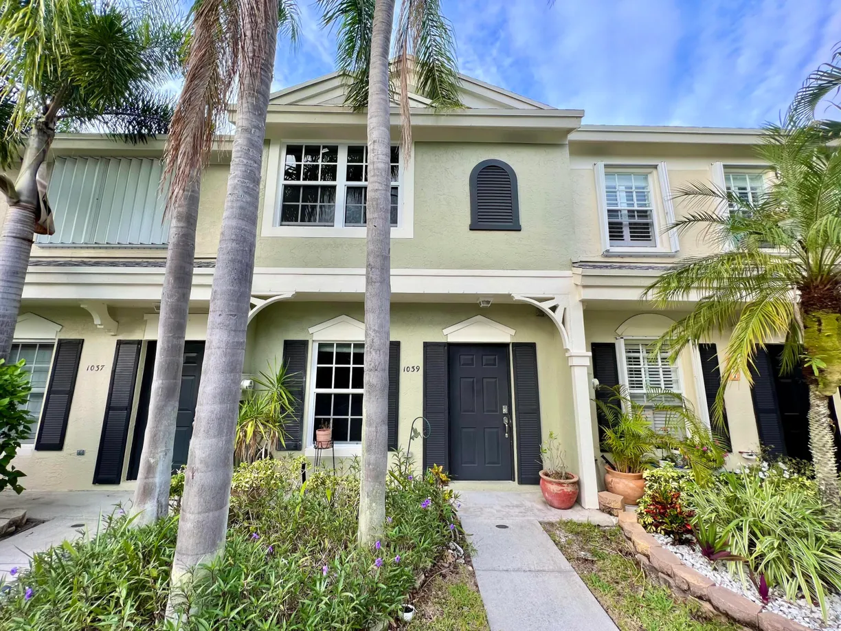 South Florida Real Estate | View 1039 Kokomo Key Lane | 2 Beds, 2 Baths