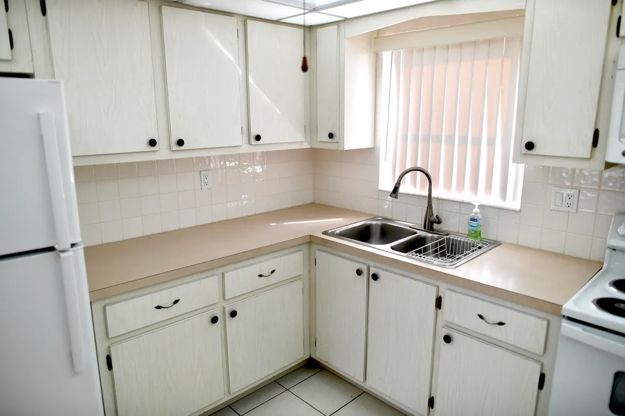 South Florida Real Estate | View 2556 Dudley Drive, Unit D | Listing