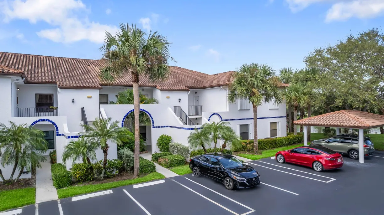 South Florida Real Estate | View 6121 SE Landing Way, 15 | Listing