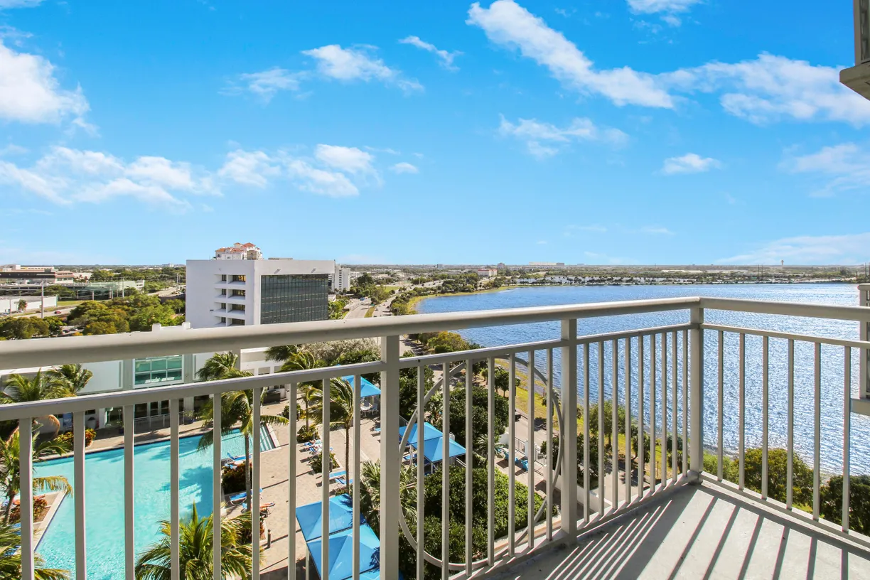 South Florida Real Estate | View 300 S Australian Avenue, 1116 | 1 Bed, 1 Bath