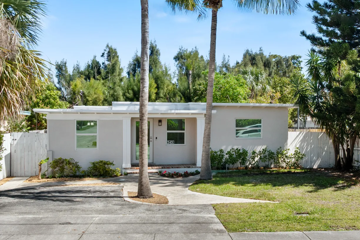 South Florida Real Estate | View 543 NE 3rd Avenue | Listing