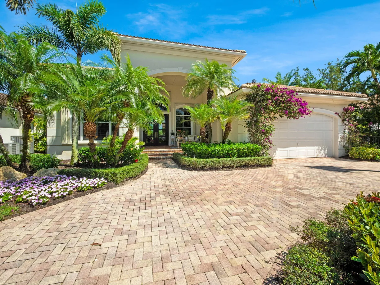 South Florida Real Estate | View 802 Floret Drive | 4 Beds, 4 Baths
