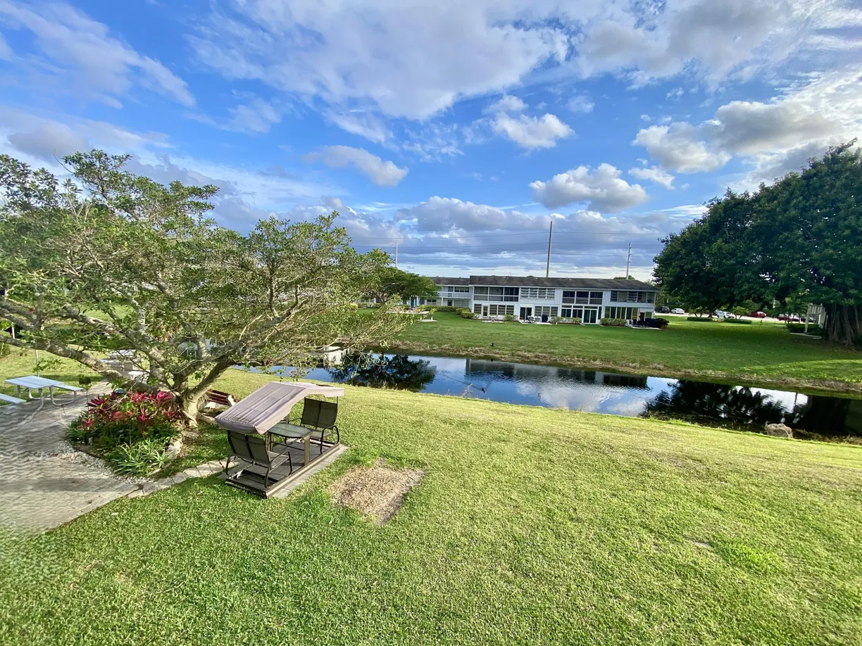 South Florida Real Estate | View 202 Oakridge M | 1 Bed, 1 Bath
