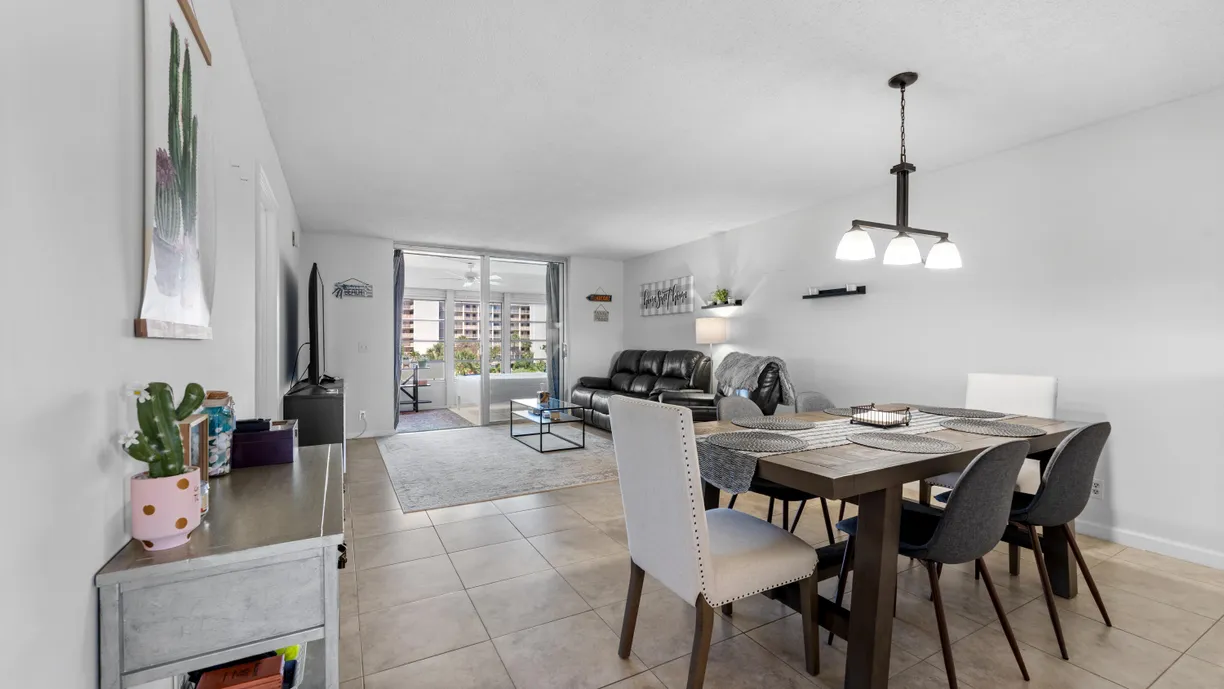 South Florida Real Estate | View 14527 Bonaire Boulevard, 405 | 1 Bed, 2 Baths