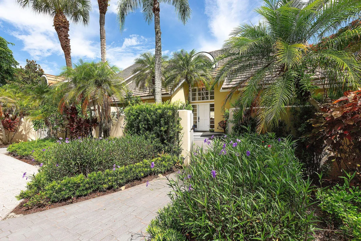 South Florida Real Estate | View 11991 Polo Club Road | Listing