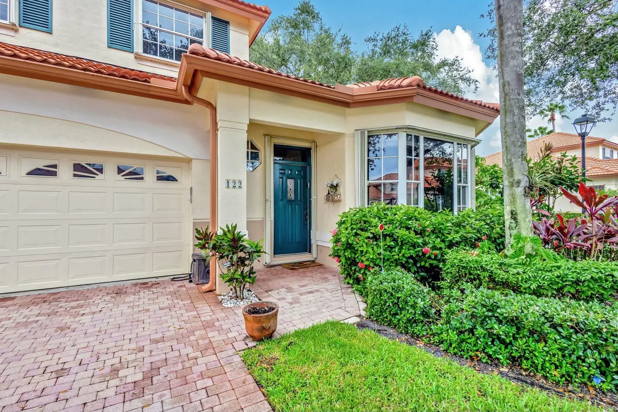 South Florida Real Estate | View 122 Spyglass Way | Listing