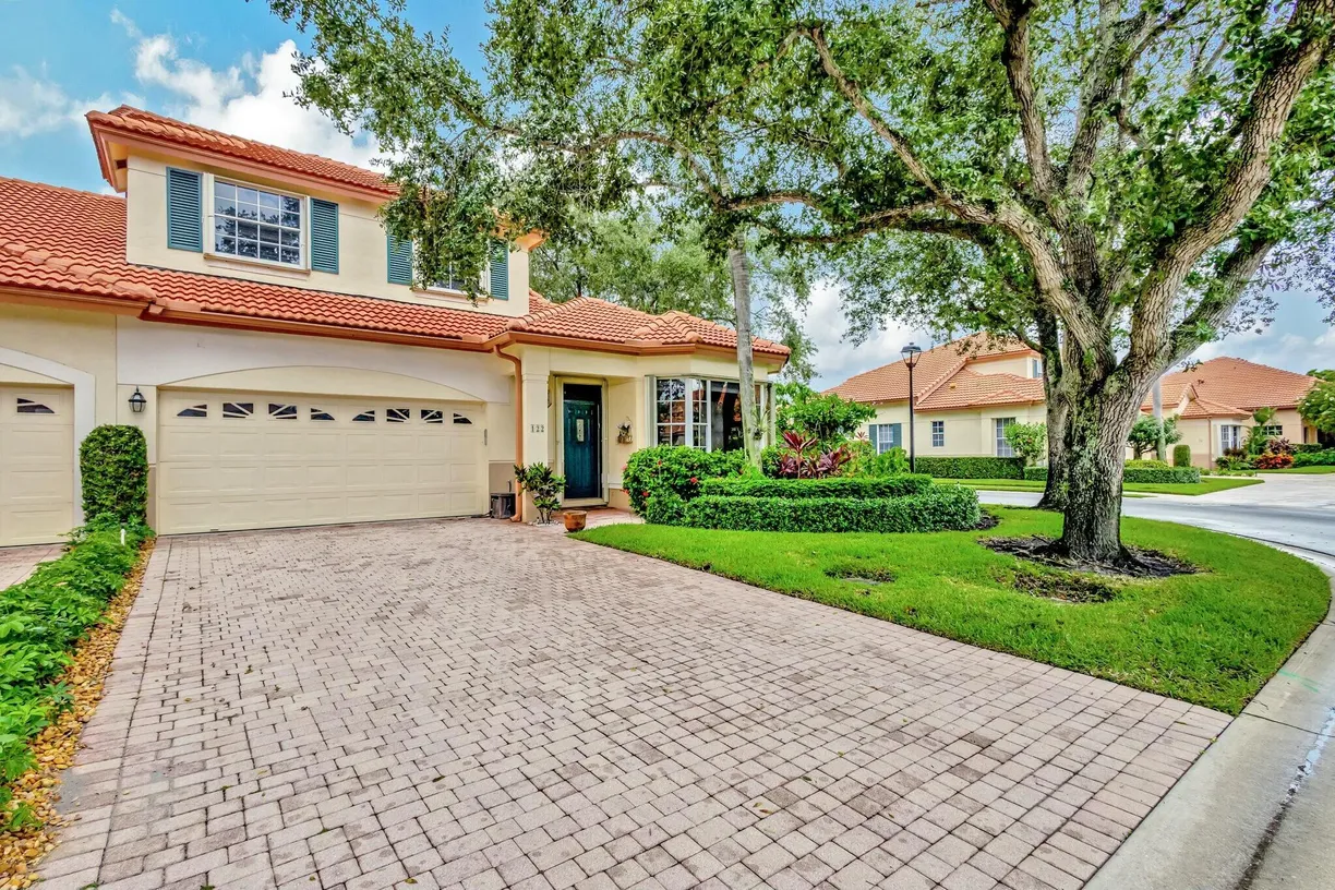 South Florida Real Estate | View 122 Spyglass Way | 3 Beds, 2 Baths