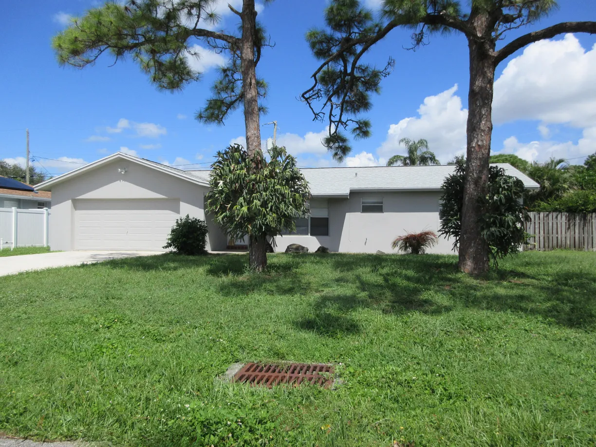 South Florida Real Estate | View 3513 Lothair Avenue | 2 Beds, 2 Baths