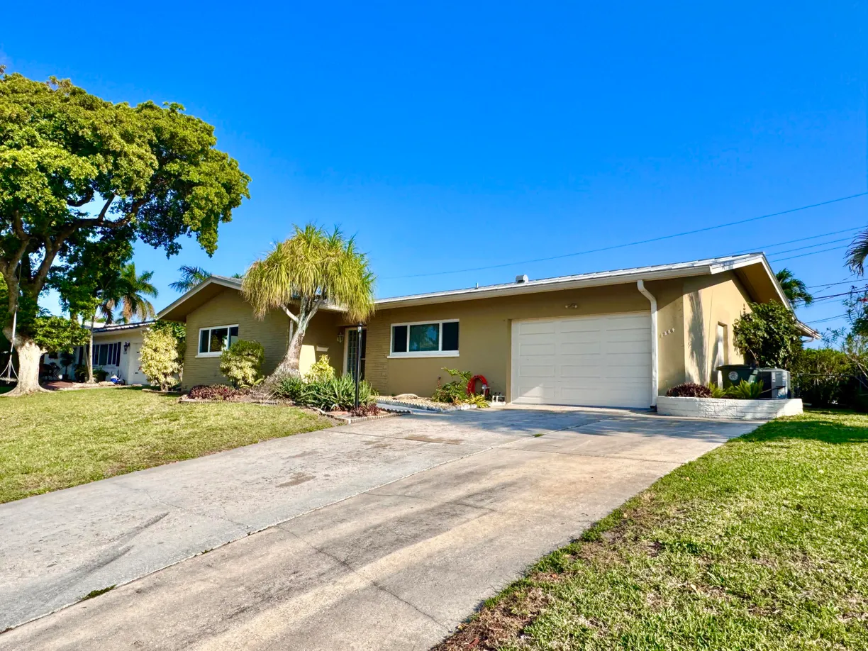 South Florida Real Estate | View 1284 SW 9th Street | Listing