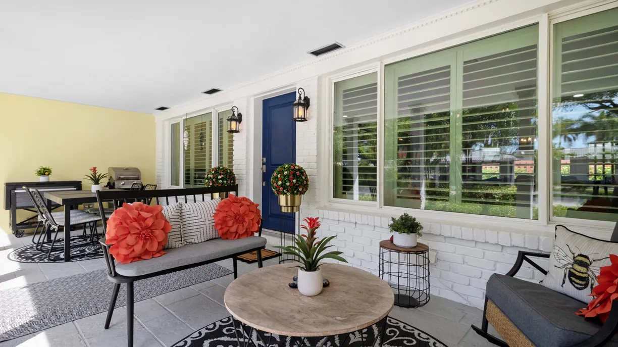 South Florida Real Estate | View 980 NE 27 Avenue | Listing