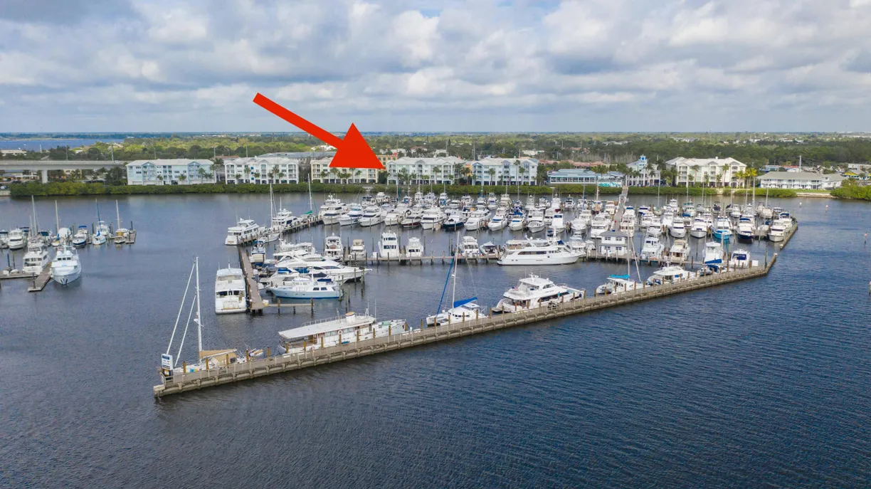 South Florida Real Estate | View 815 NW Flagler Avenue, 305 | 3 Beds, 2 Baths