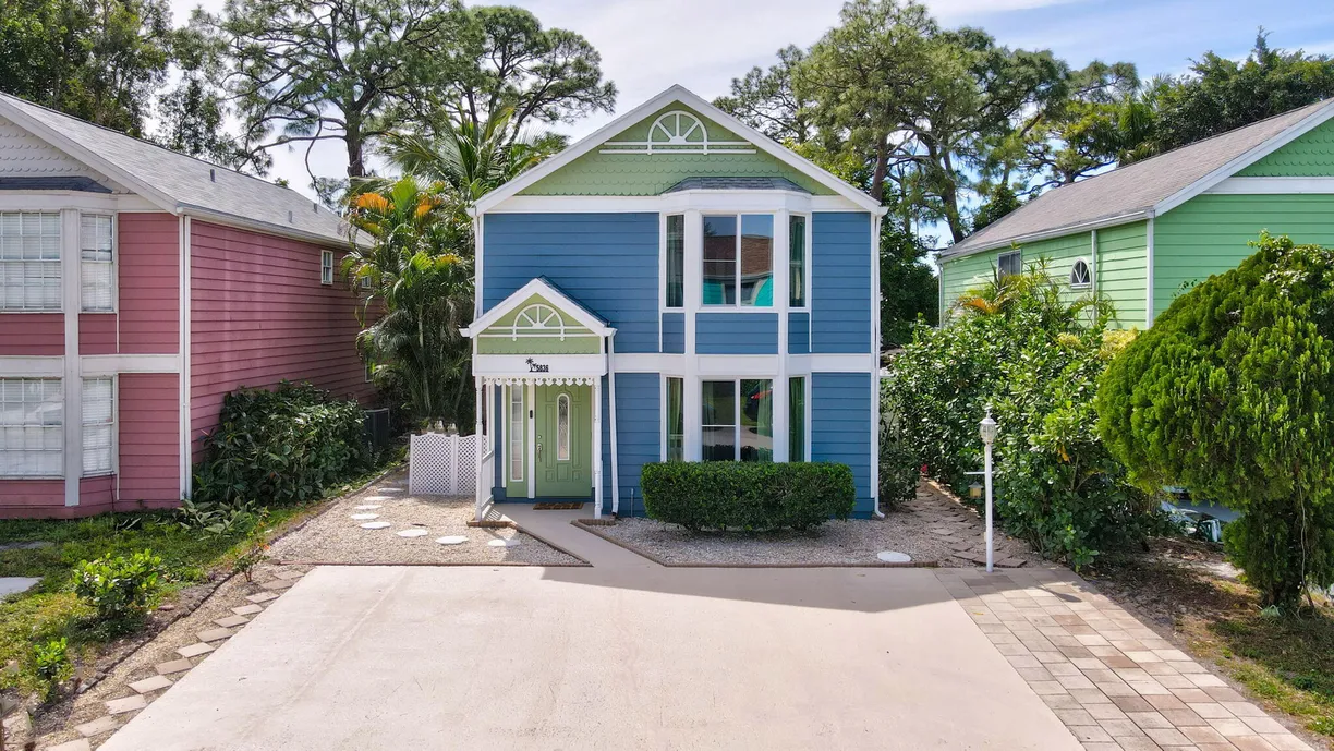 South Florida Real Estate | View 5836 Rambler Rose Way | 3 Beds, 2 Baths