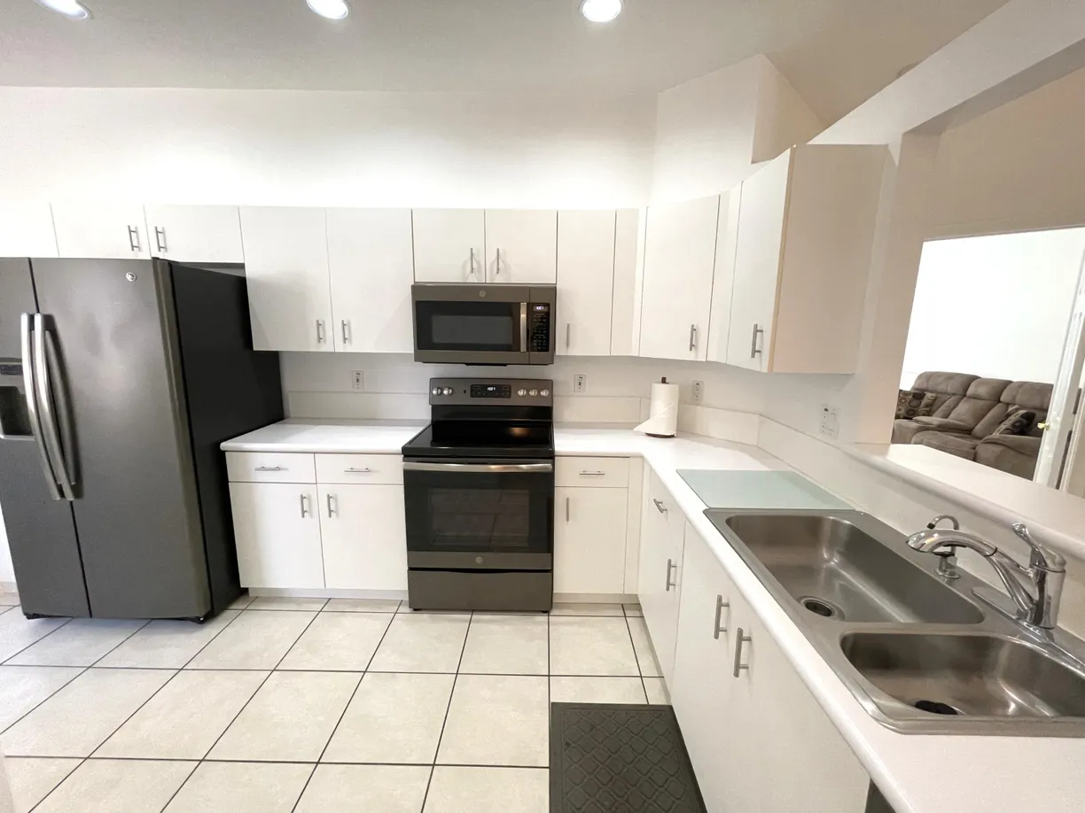 South Florida Real Estate | View 9675 Crescent View Drive | Listing