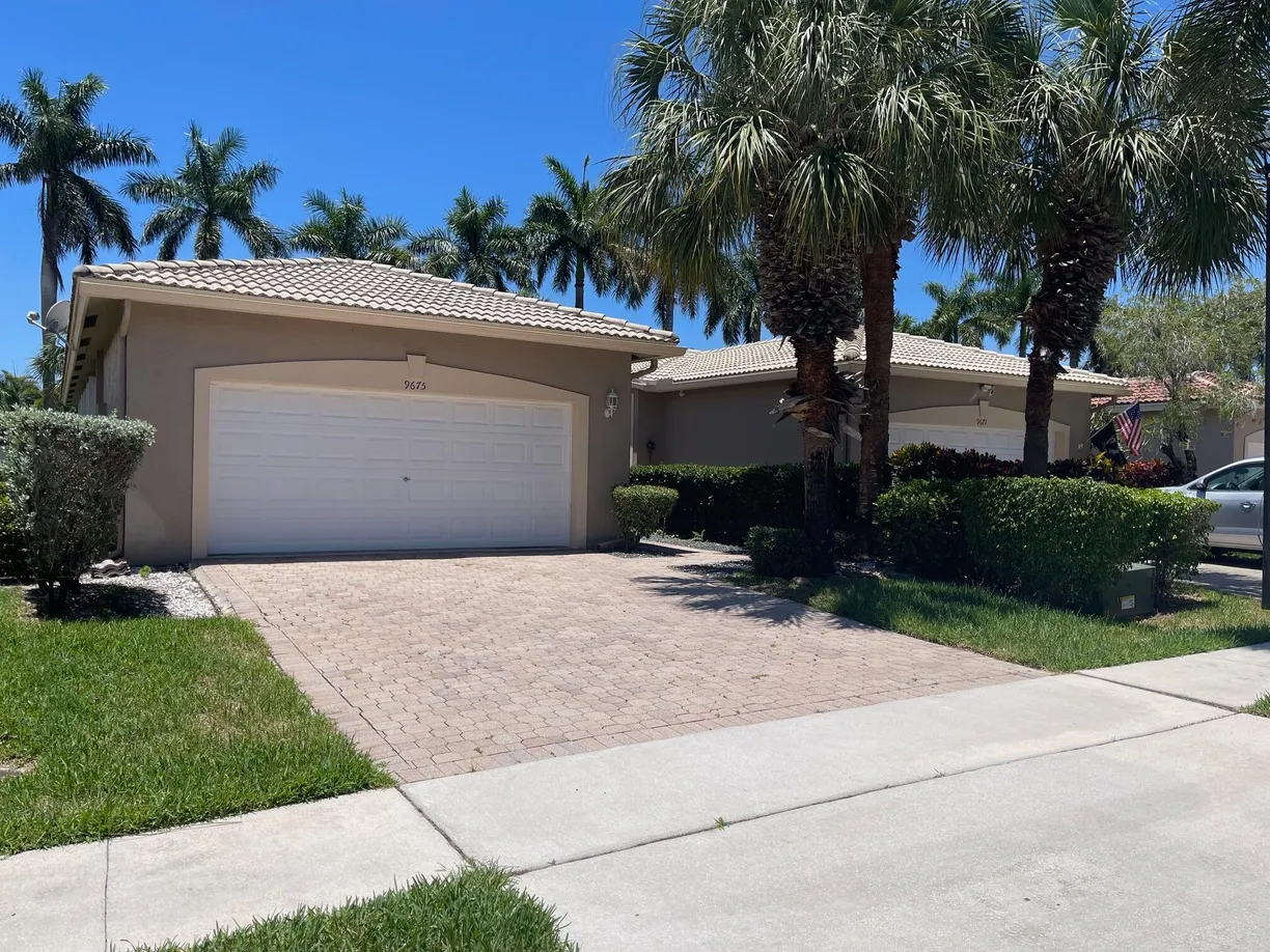 South Florida Real Estate | View 9675 Crescent View Drive | 3 Beds, 2 Baths