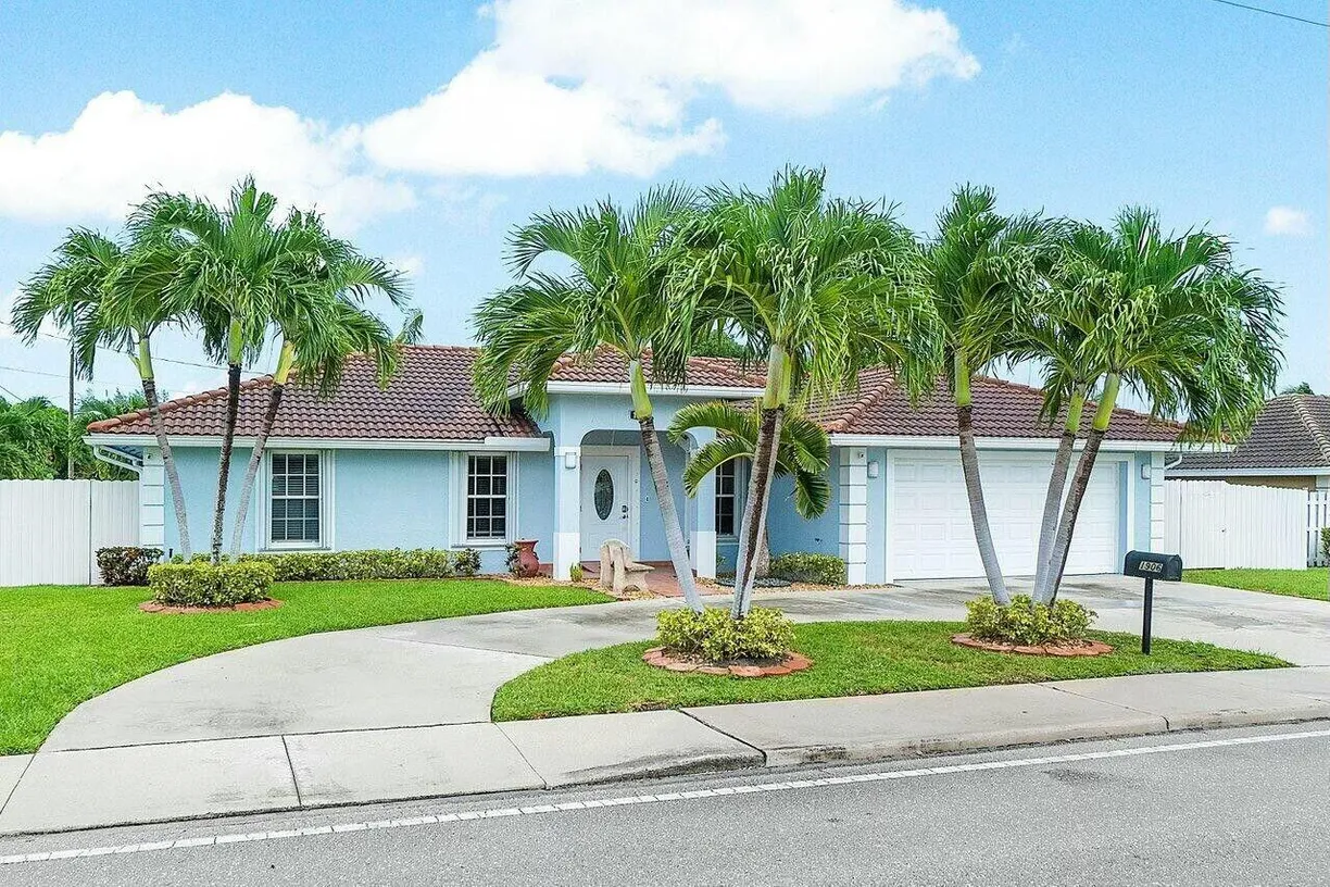 South Florida Real Estate | View 1906 N A Street | 4 Beds, 2 Baths