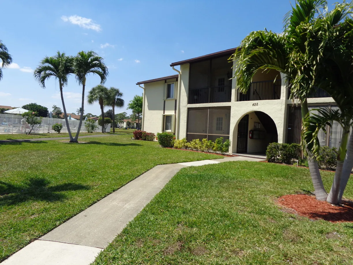 South Florida Real Estate | View 3561 Pine Needle Drive, A-1 | 2 Beds, 1 Bath