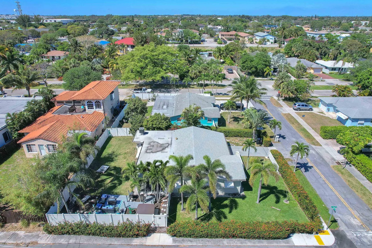 South Florida Real Estate | View 103 16th Avenue | Listing