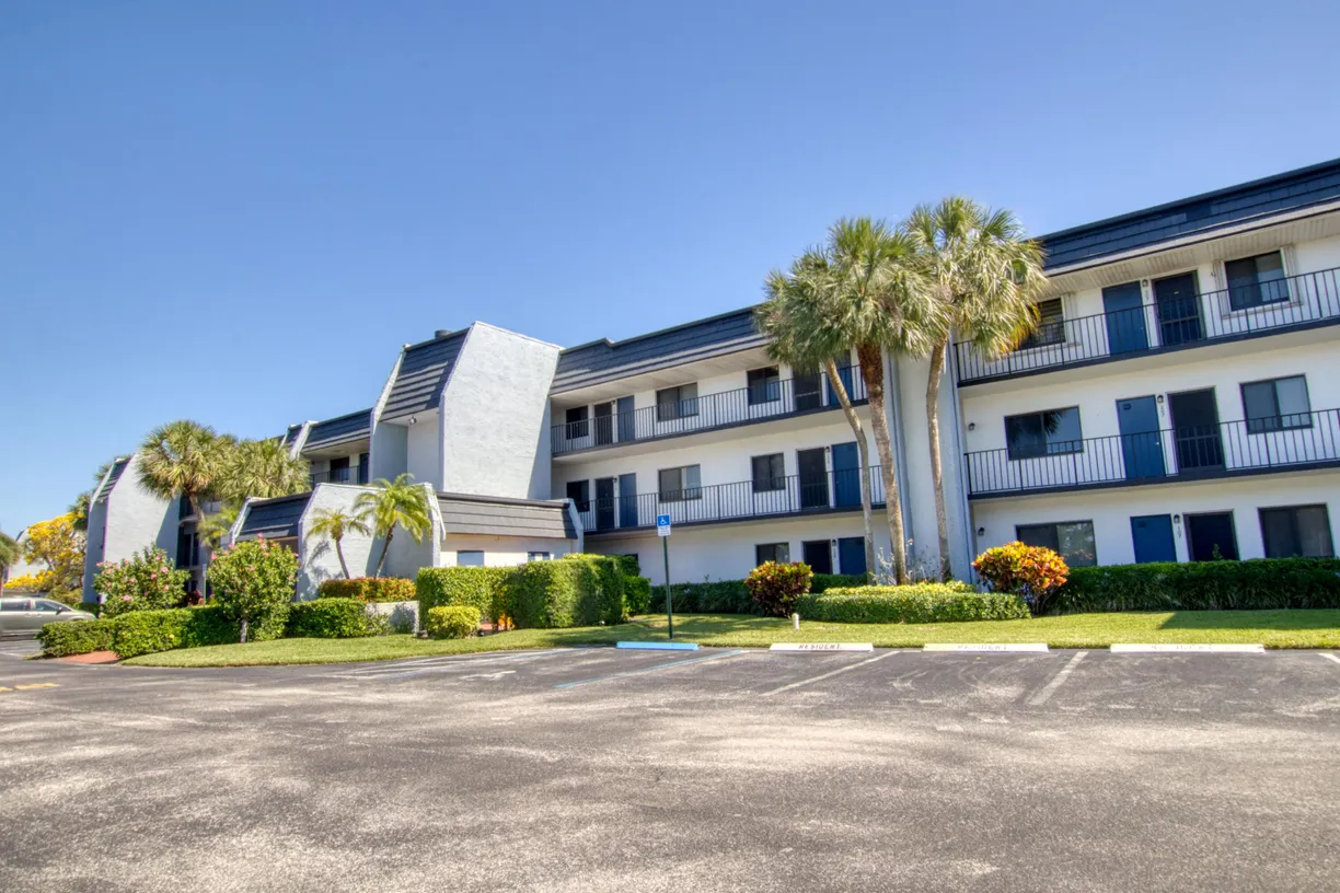 South Florida Real Estate | View 4236 Deste Court, 106 | 3 Beds, 2 Baths