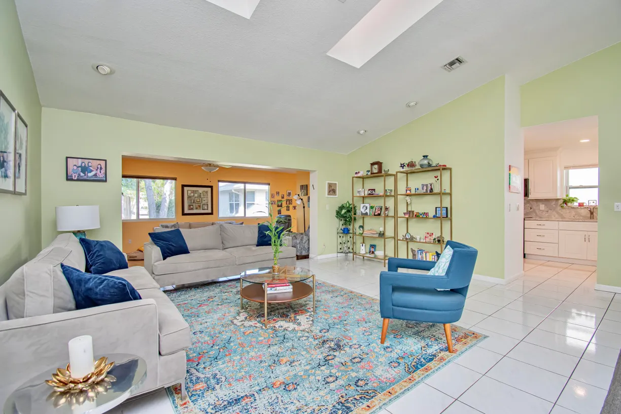 South Florida Real Estate | View 7984 Chula Vista Crescent | Listing