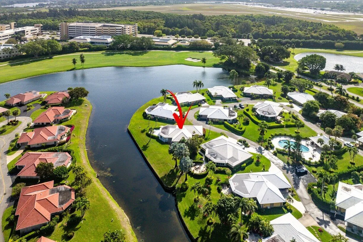 South Florida Real Estate | View 362 Yorktowne Circle | 2 Beds, 2 Baths