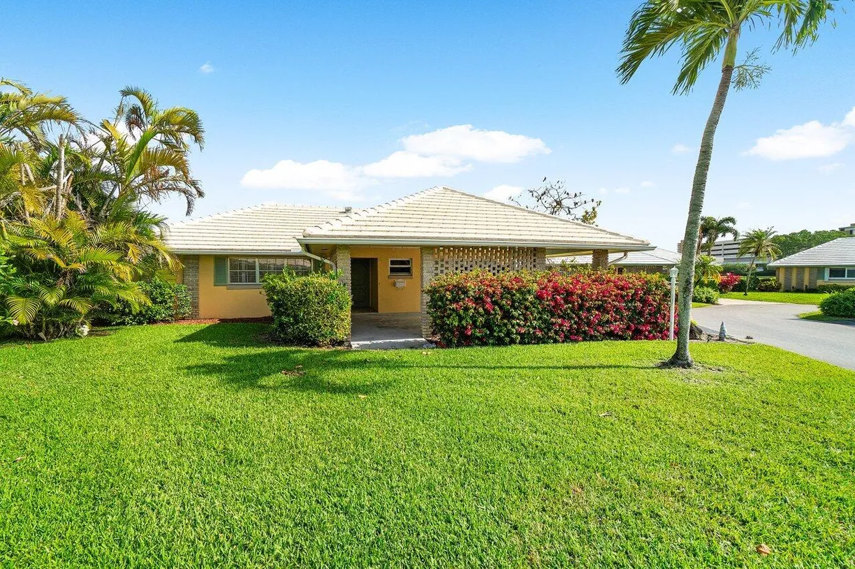 South Florida Real Estate | View 362 Yorktowne Circle | Listing