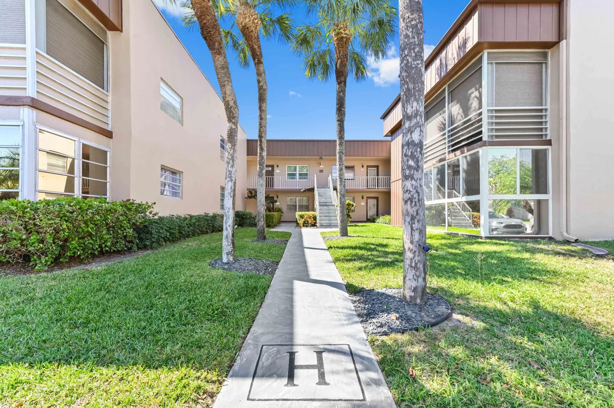 South Florida Real Estate | View 340 Piedmont H | 2 Beds, 2 Baths