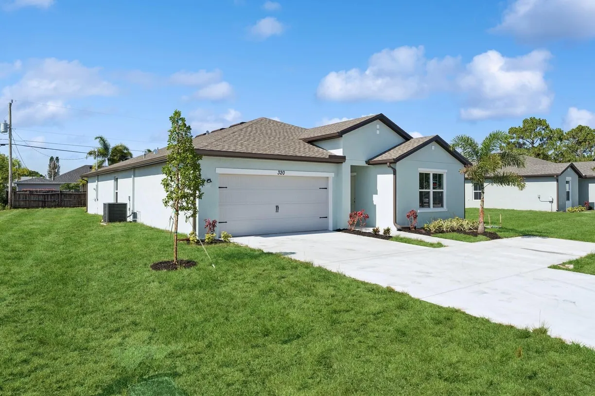 South Florida Real Estate | View 320 SW Becker Road, 15 | Listing