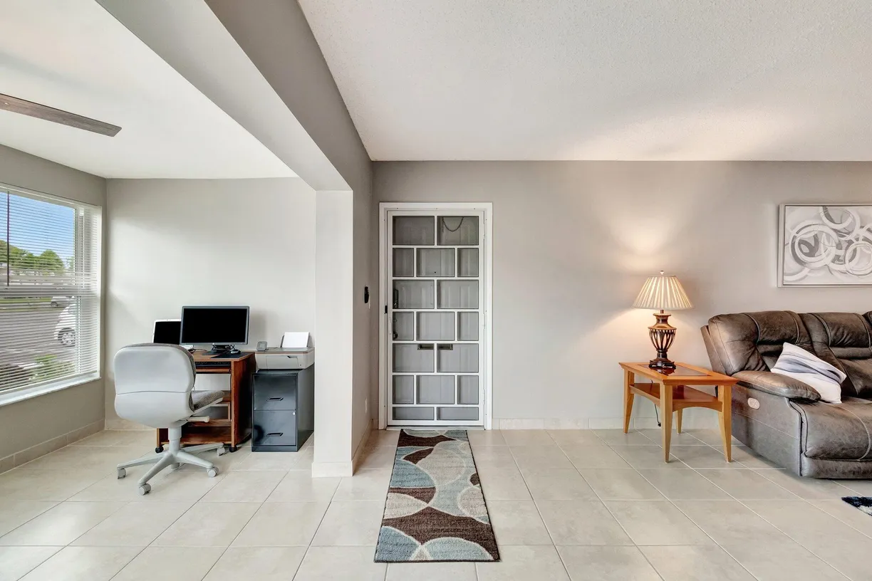 South Florida Real Estate | View 1177 S Drive Circle, B | Listing