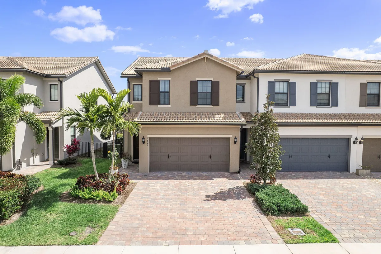 South Florida Real Estate | View 4822 Jumping Way | 3 Beds, 2 Baths