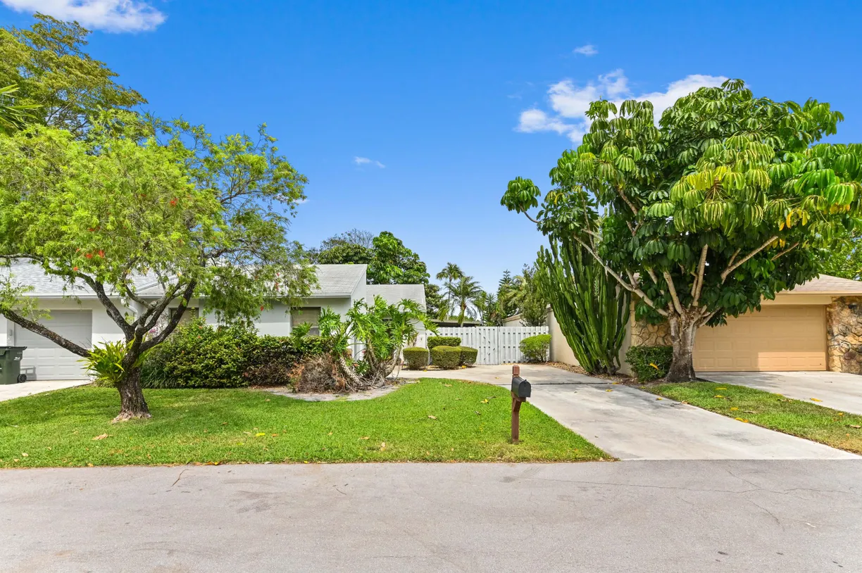 South Florida Real Estate | View 998 NW 26th Avenue | Listing