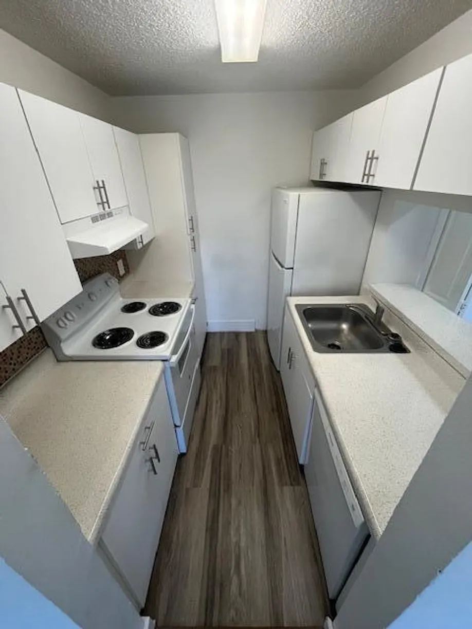 South Florida Real Estate | View 4501 W Mcnab Road, 28 | Listing