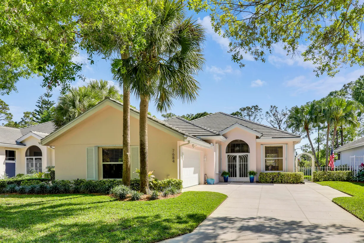 South Florida Real Estate | View 7684 SE Bay Cedar Circle | 3 Beds, 2 Baths