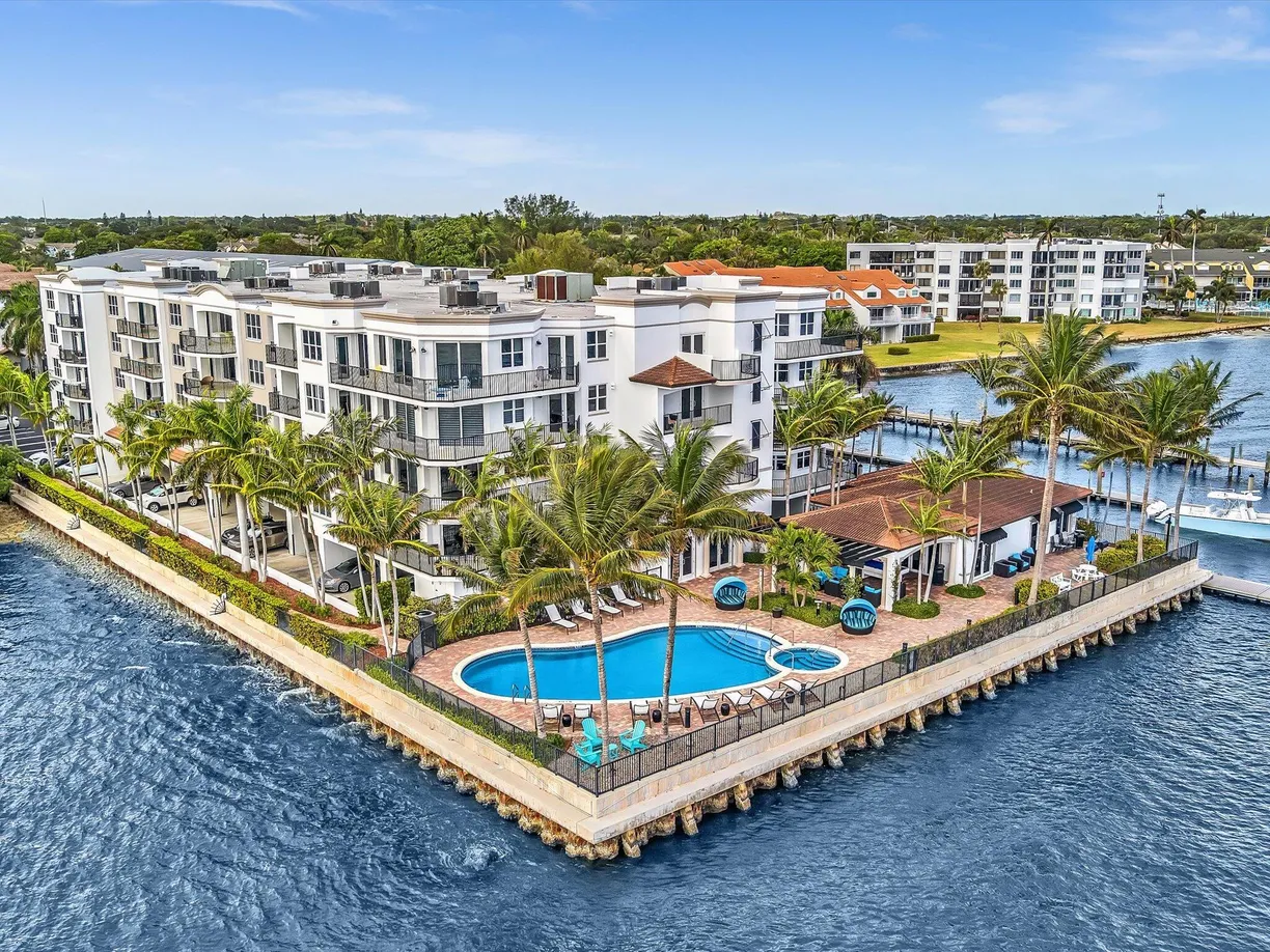South Florida Real Estate | View 2700 N Federal Highway, 505 | 2 Beds, 2 Baths