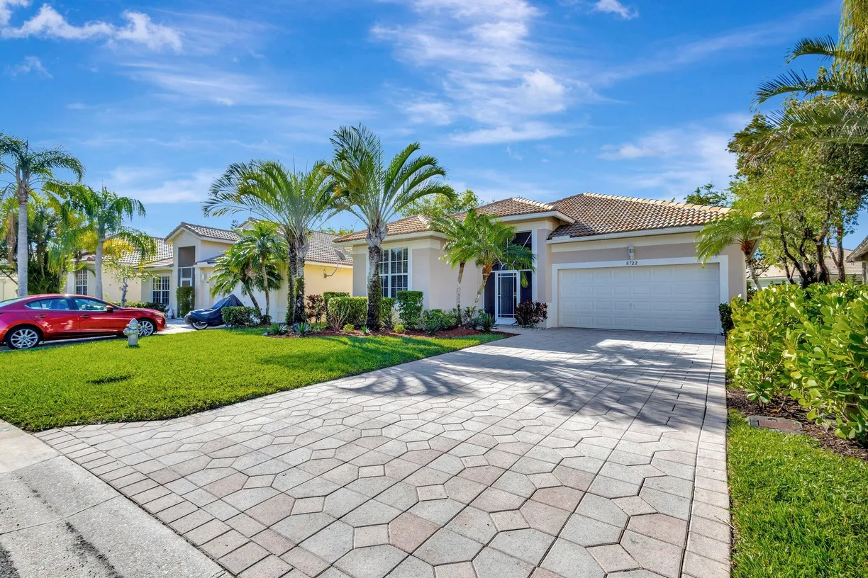 South Florida Real Estate | View 8722 San Andros | 2 Beds, 2 Baths