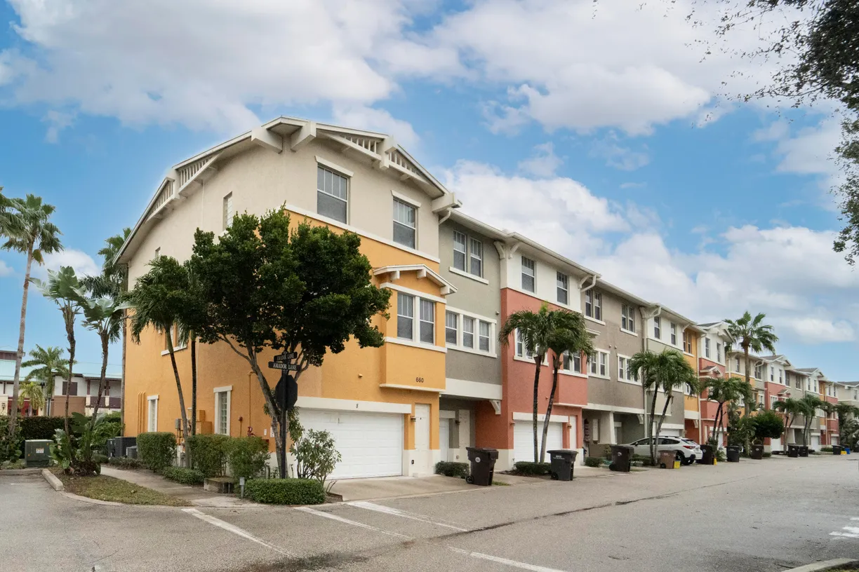 South Florida Real Estate | View 660 Amador Lane, 5 | 2 Beds, 2 Baths