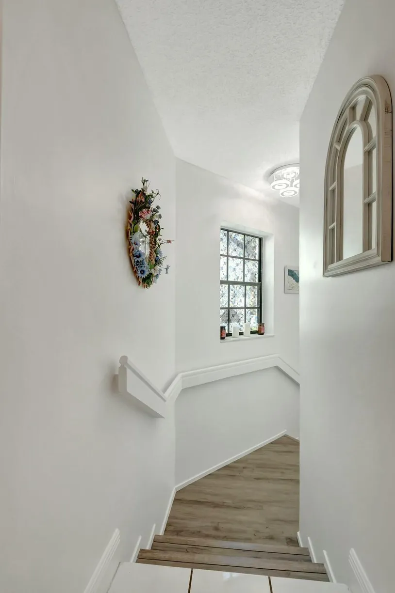 South Florida Real Estate | View 5403 Verona Drive, H | Listing
