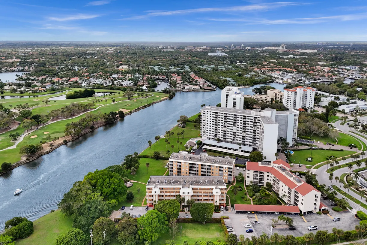 South Florida Real Estate | View 308 Golfview Road, 406 | Listing