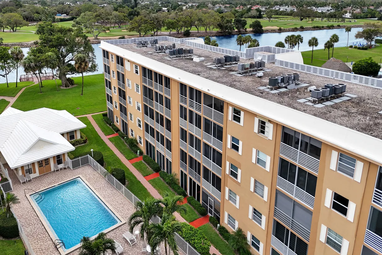 South Florida Real Estate | View 308 Golfview Road, 406 | Listing