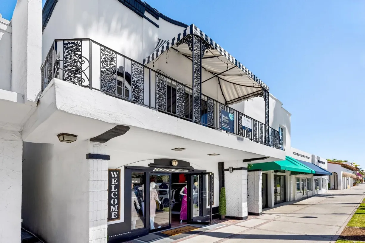 South Florida Real Estate | View 255 Royal Poinciana Way | Listing