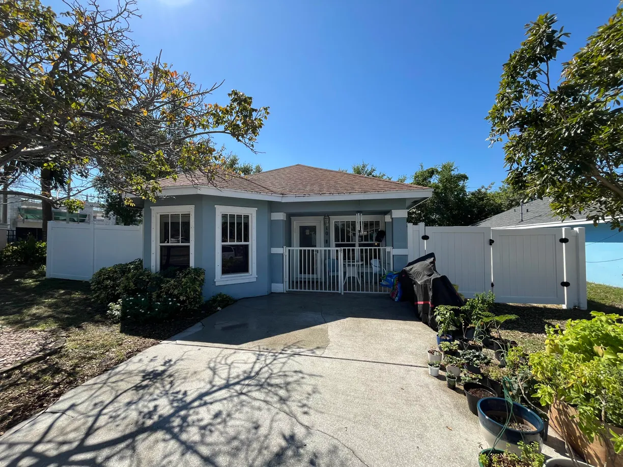 South Florida Real Estate | View 1006 22nd Street | 3 Beds, 2 Baths