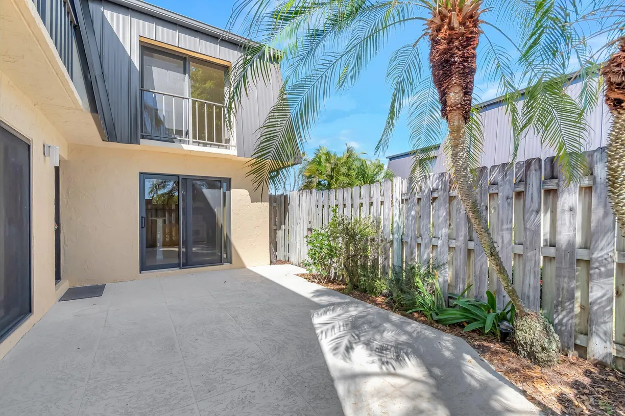 South Florida Real Estate | View 2330 Waterside Drive, 33-C | 2 Beds, 2 Baths