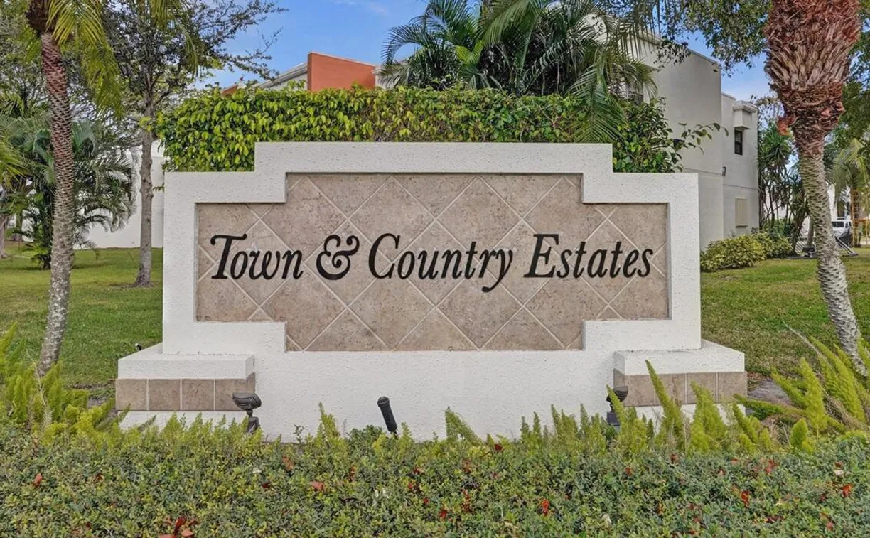 South Florida Real Estate | View 525 Dotterel Road, 34c | 2 Beds, 2 Baths