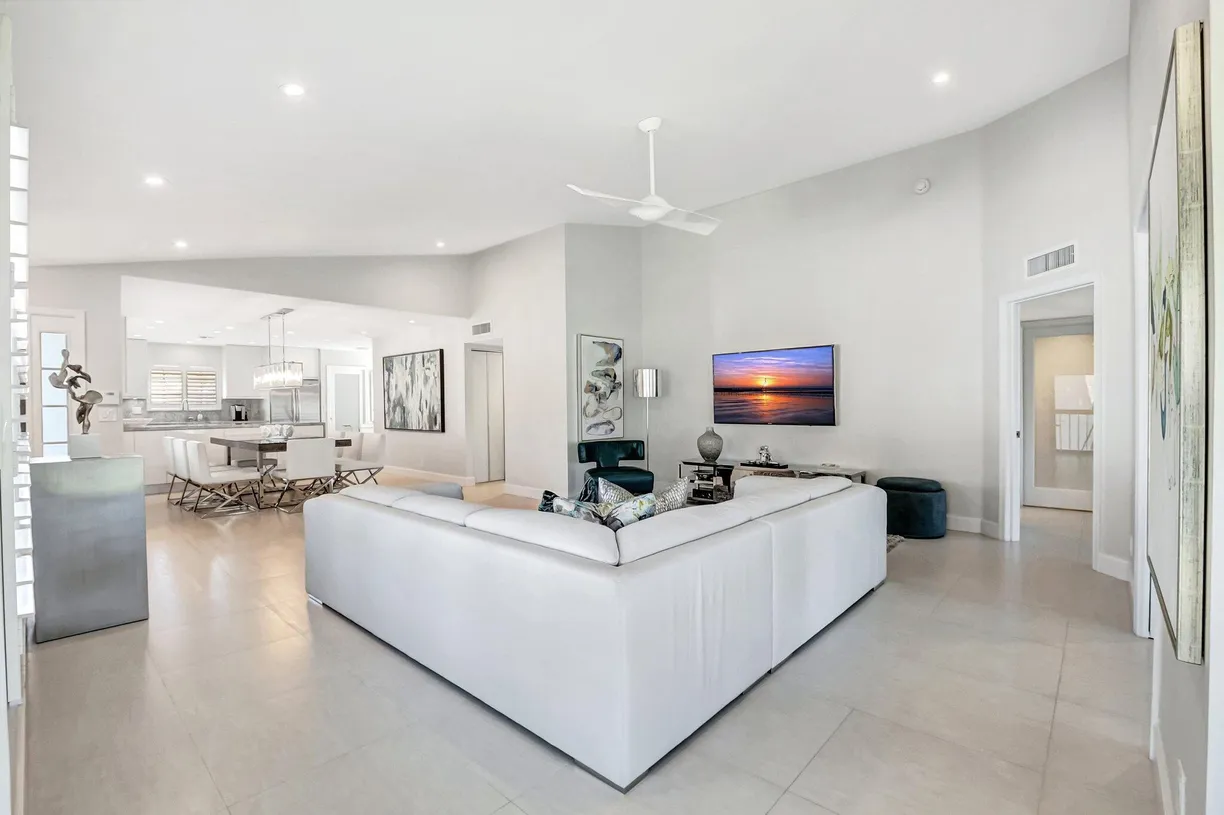 South Florida Real Estate | View 15822 Loch Maree Lane, 3206 | Listing