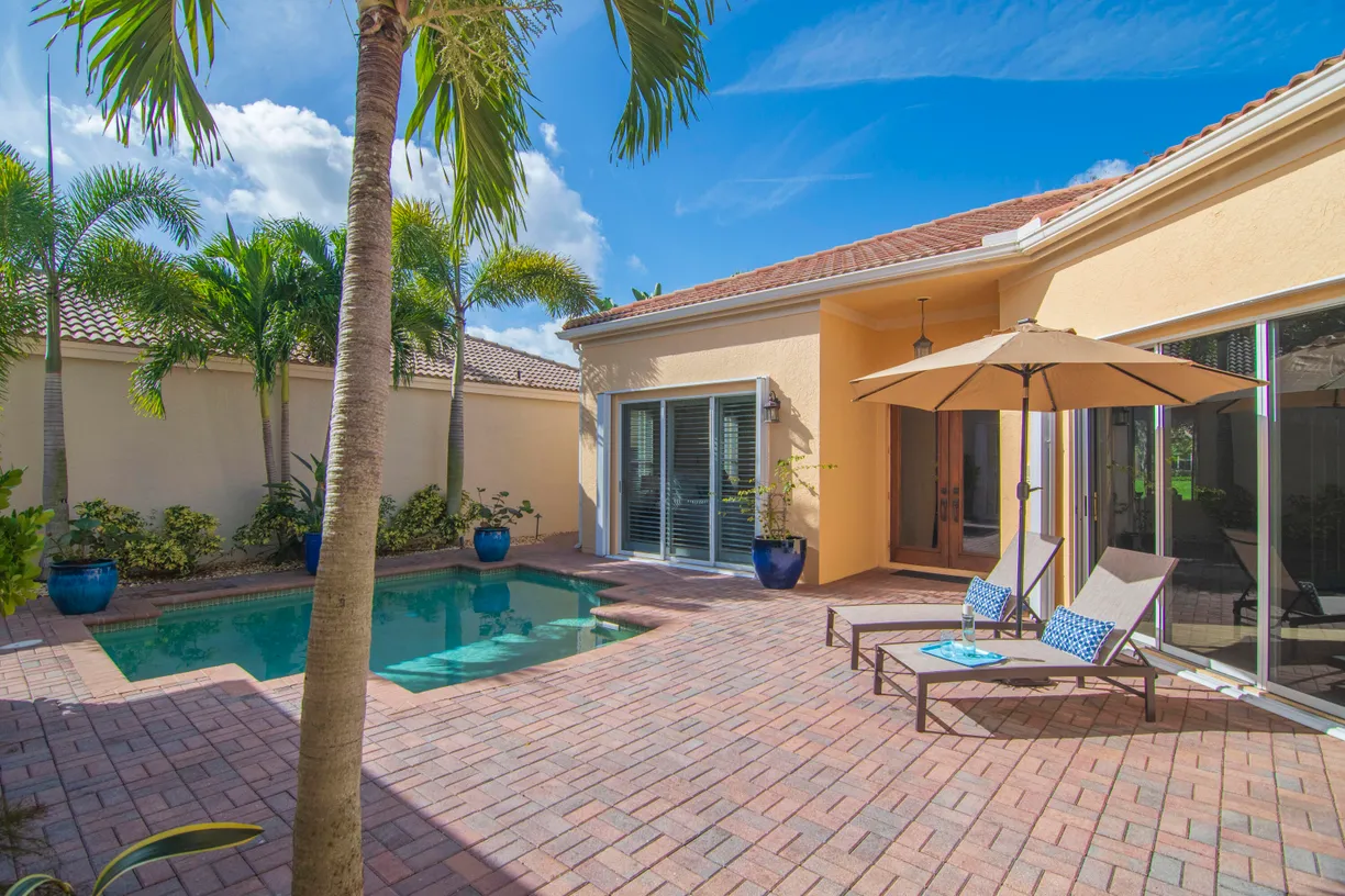 South Florida Real Estate | View 9555 E Maiden Court | 3 Beds, 3 Baths