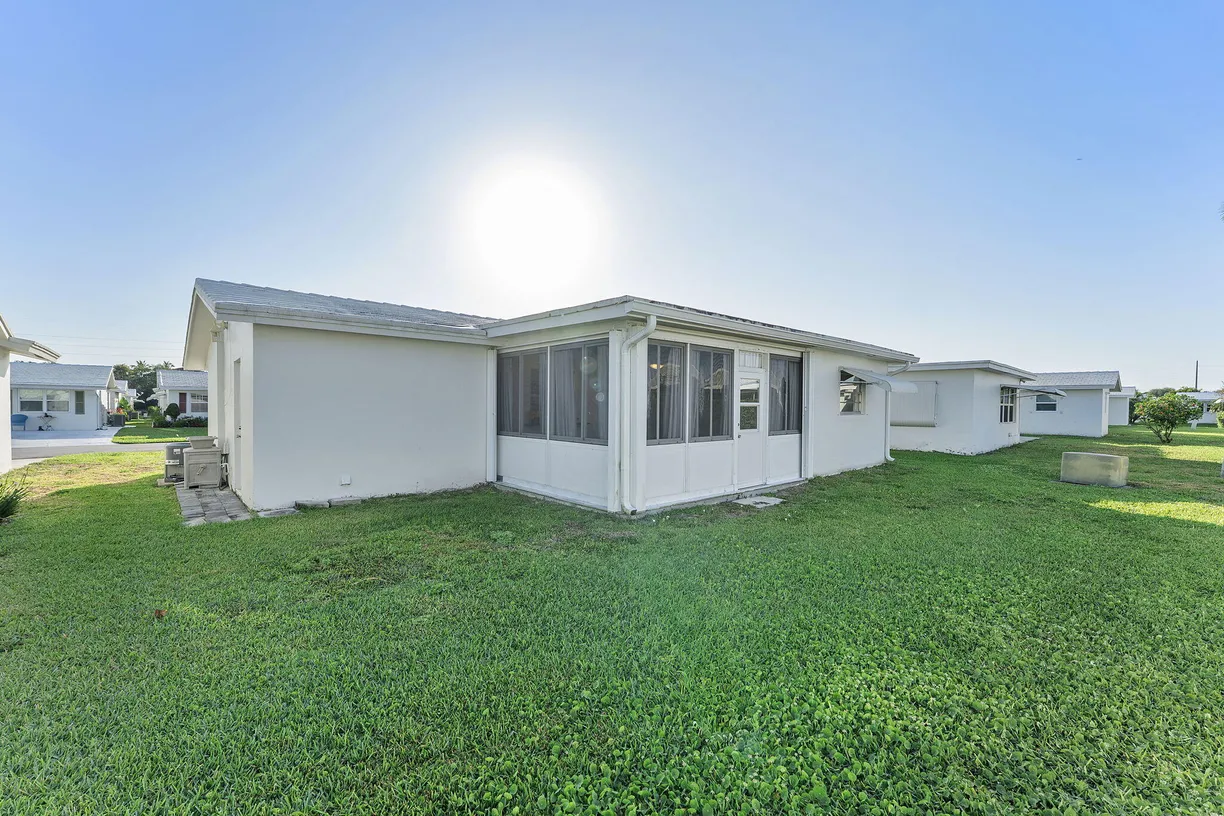 South Florida Real Estate | View 1009 SW 16th Street | Listing