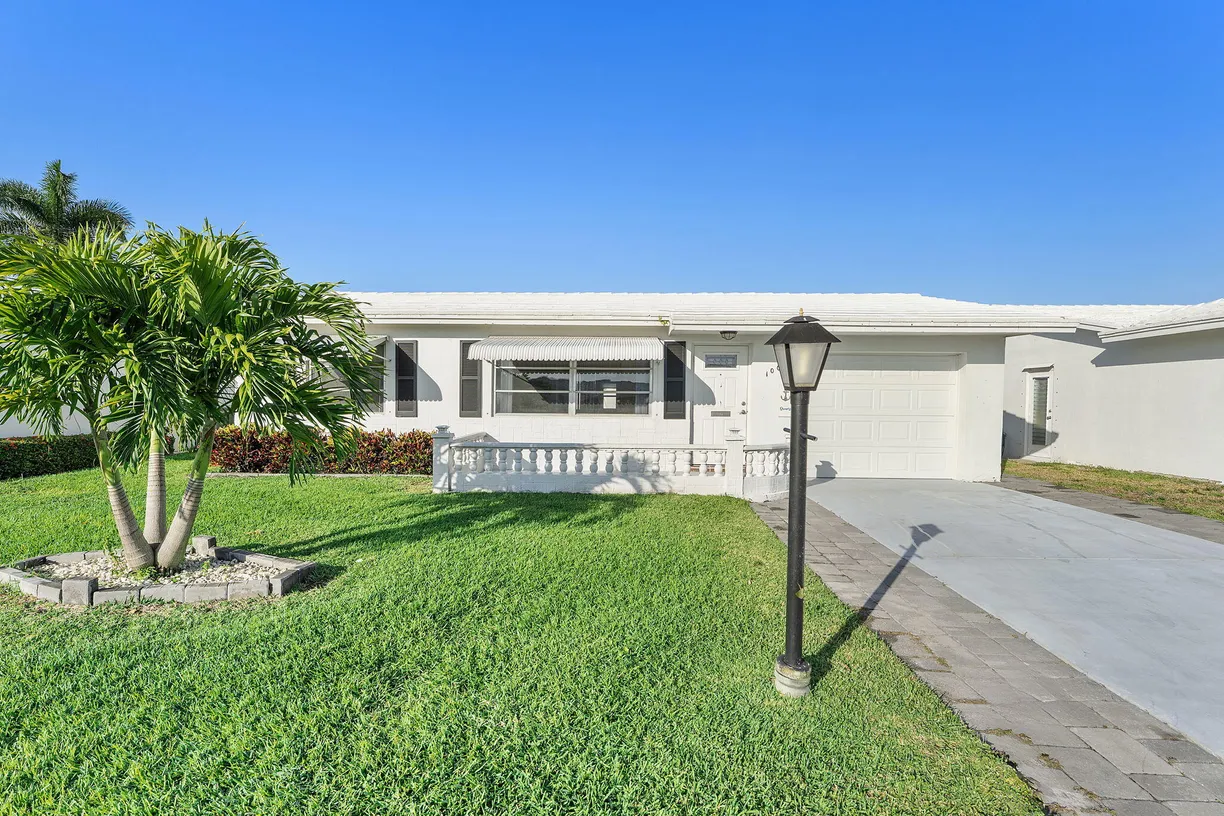 South Florida Real Estate | View 1009 SW 16th Street | 2 Beds, 1 Bath