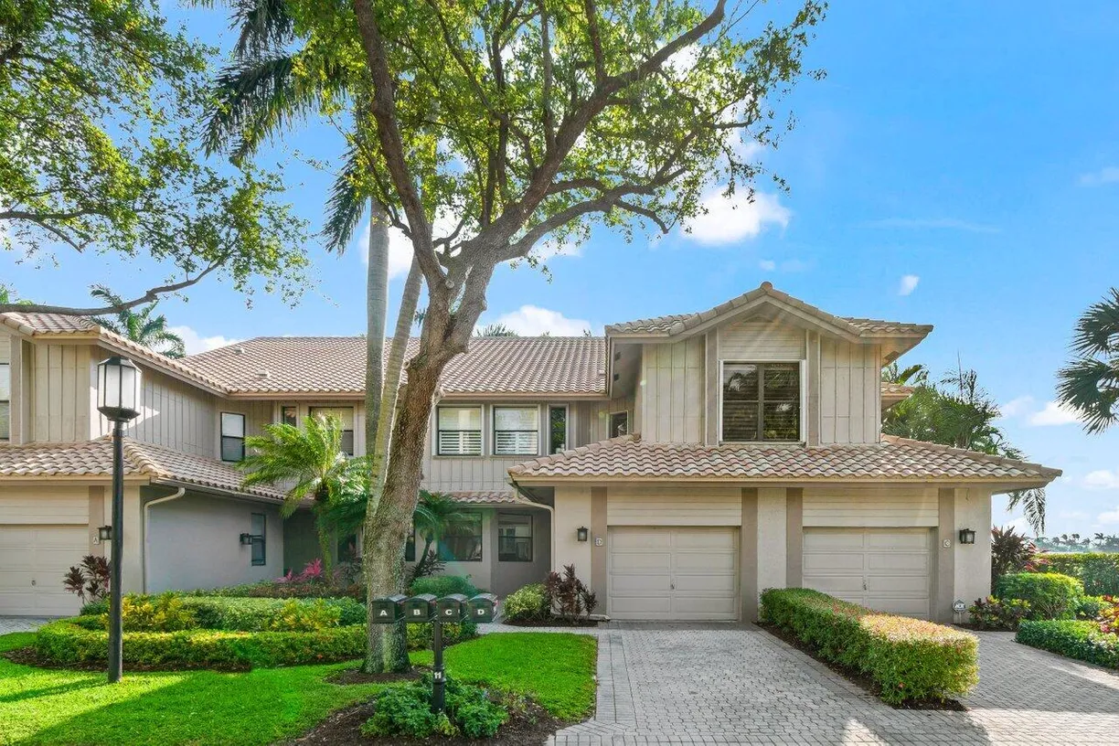 South Florida Real Estate | View 16927 Isle Of Palms Drive, D | 3 Beds, 2 Baths